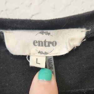Entro Black Short Sleeve Tee